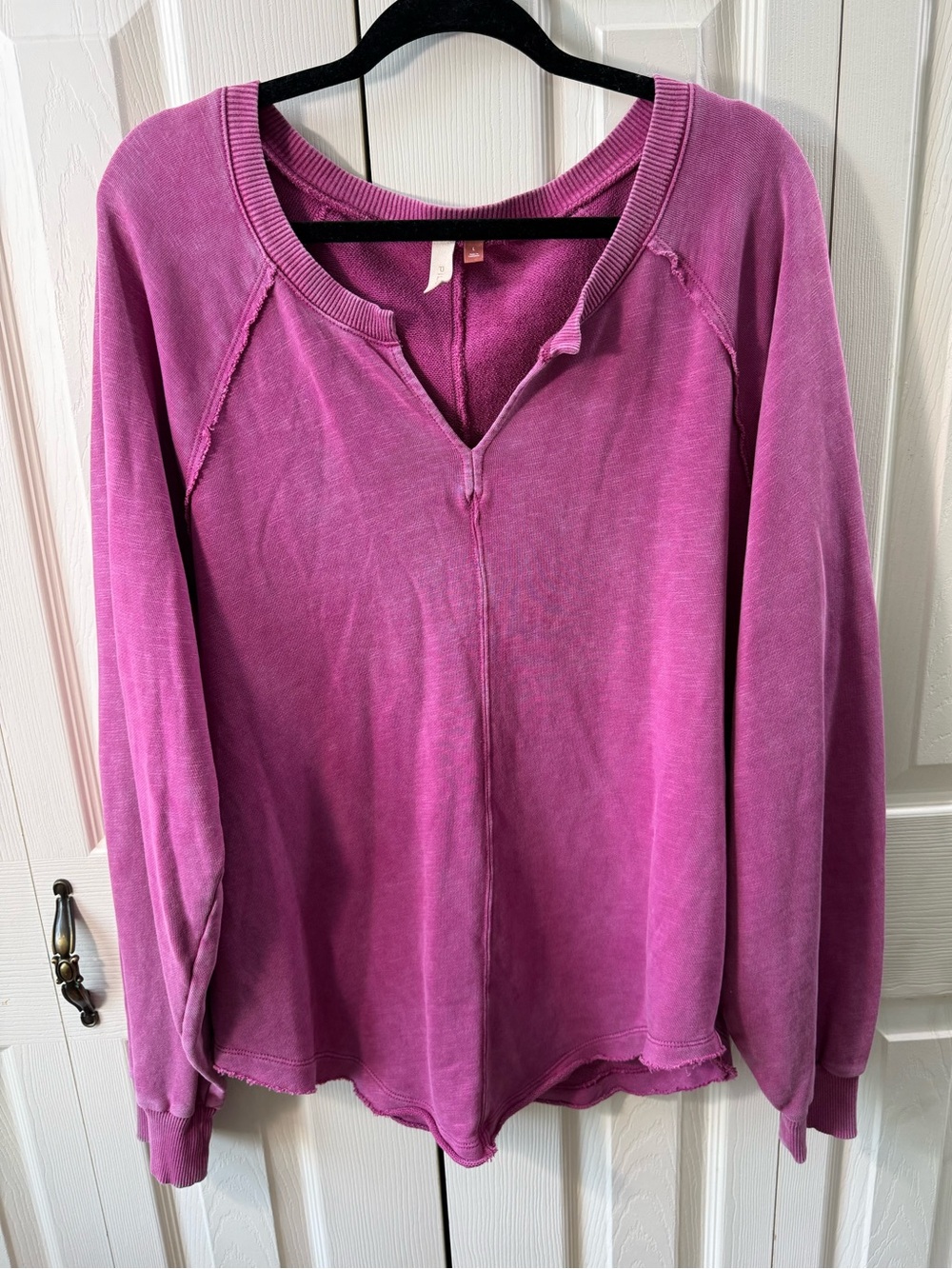 Pilcro Anthropologie Notch Neck Sweatshirt Distressed Raw Edge Magenta Size L